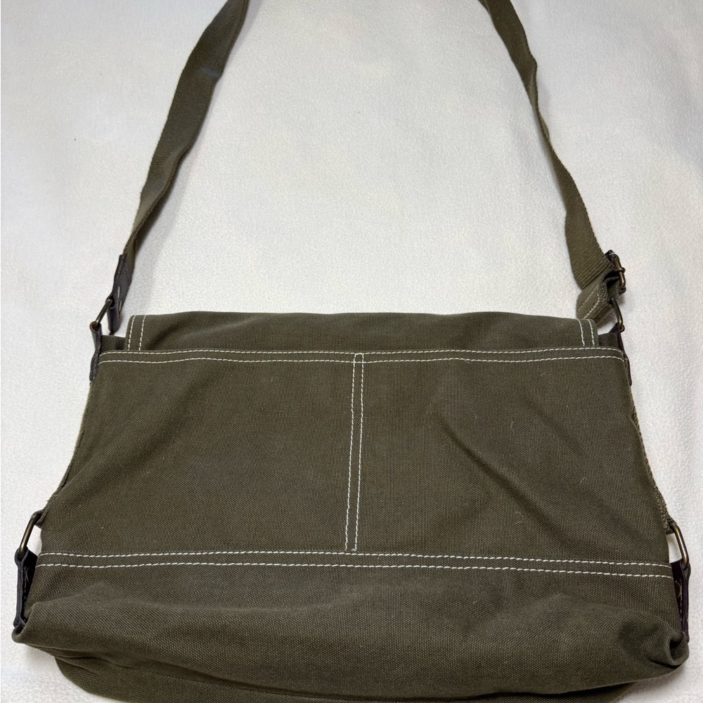 Orvis Olive Green Canvas Cross Body Messenger Bag with Brown Leather Accents - Picture 11 of 14